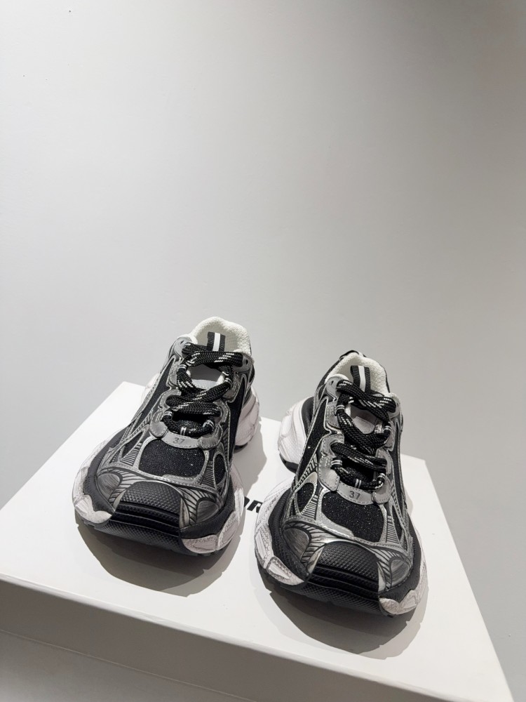 Tênis femininos para atividade - Outdoor Sport Flooring avaliação e preço